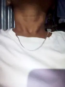 Snapshot of CUTE-009 chatting on 8, 9, 2025 CUTE-009 online show from 8, 9, 2025