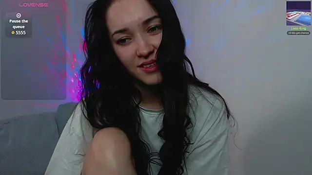 Veliora online show from 26, 9, 2025