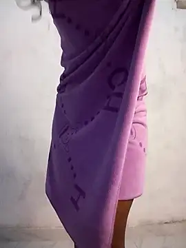 venuki ihalagamage online show from 28, 2, 2026