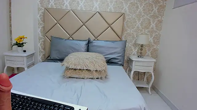 Natashanaughty online show from 11, 2, 2026