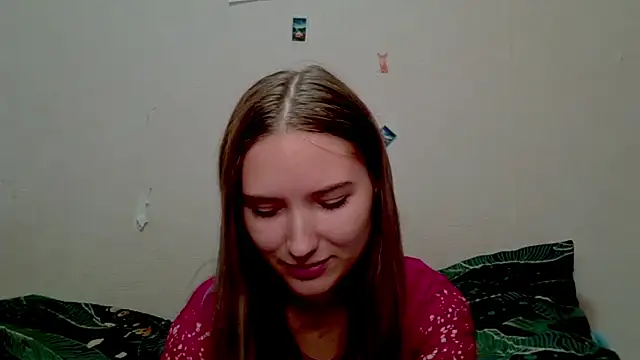  kikiclark   online show from 21, 10, 2025