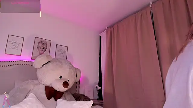 Mayajhons online show from 17, 12, 2025