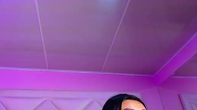 Miaa Smithh   online show from 20, 11, 2025