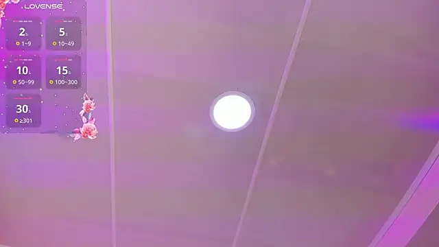 Miaa Smithh   online show from 22, 4, 2026