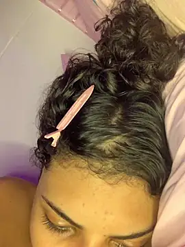 luluzinhax online show from 21, 2, 2026