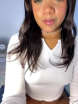 Snapshot of SereiaHott chatting on 29, 11, 2025 SereiaHott online show from 29, 11, 2025