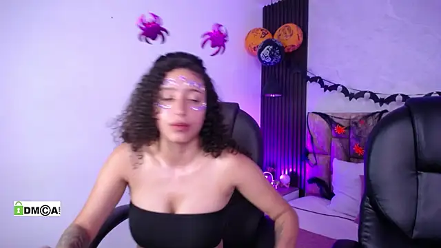 Snapshot of alondraandsweet1 chatting on 31, 10, 2025 alondraandsweet1 online show from 31, 10, 2025