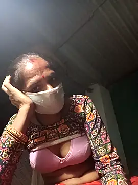 Snapshot of Hot-honi chatting on 26, 9, 2025 Hot-honi online show from 26, 9, 2025