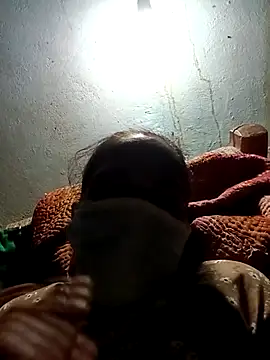 Snapshot of Hot-honi chatting on 28, 9, 2025 Hot-honi online show from 28, 9, 2025