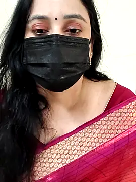 Monica cams online show from 17, 9, 2025