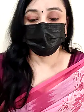 Monica cams online show from 14, 2, 2026