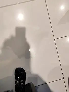 shaoshao-7758 online show from 20, 10, 2025