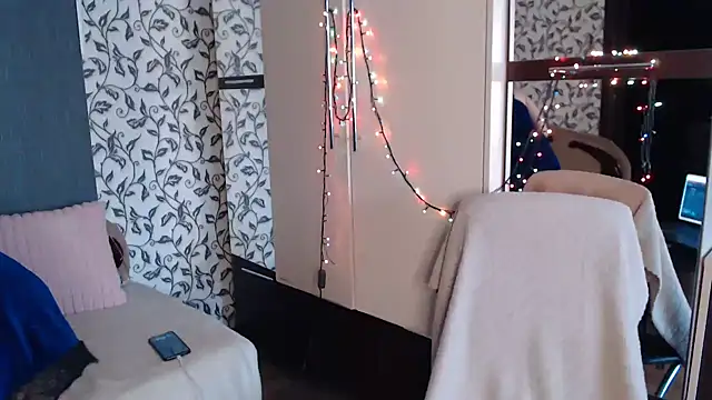 AmoraLuv online show from 25, 2, 2026