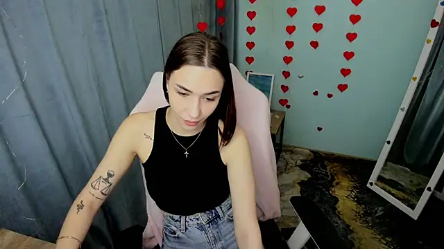 Bella Night4 online show from 15, 4, 2026