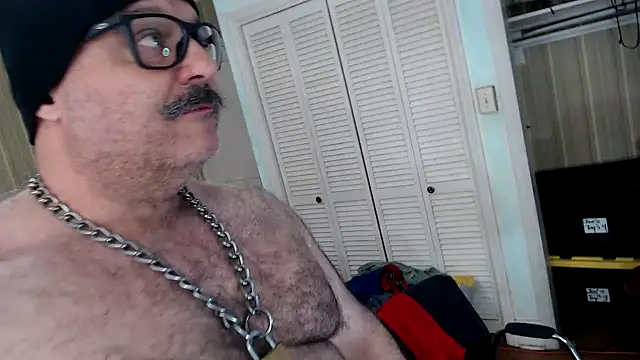Snapshot of bullmusclejoe chatting on 2, 5, 2026 bullmusclejoe online show from 2, 5, 2026