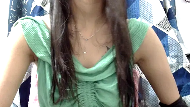 Riva arora01 online show from 28, 2, 2026