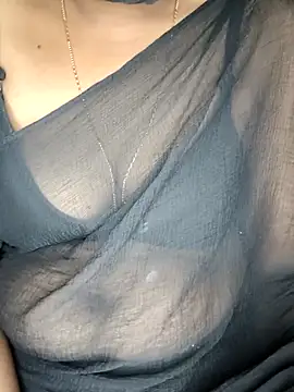 Snapshot of SindhuHappy chatting on 7, 10, 2025 SindhuHappy online show from 7, 10, 2025