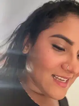 liz monserrat 1 online show from 11, 3, 2026