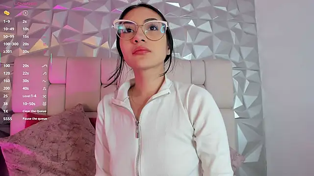 aylin rousse online show from 8, 1, 2026