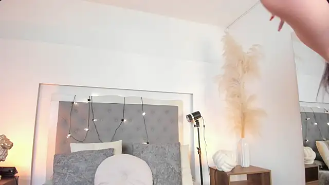 lea walkerr online show from 28, 2, 2026