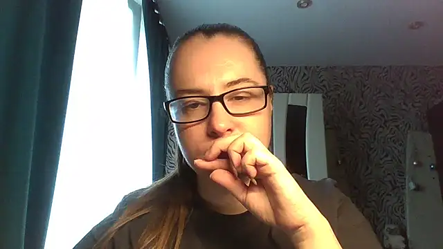 karina160000 online show from 11, 5, 2026