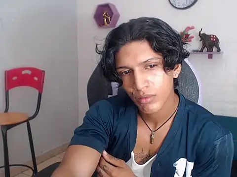 Snapshot of bull_cam chatting on 21, 11, 2025 bull cam online show from 21, 11, 2025