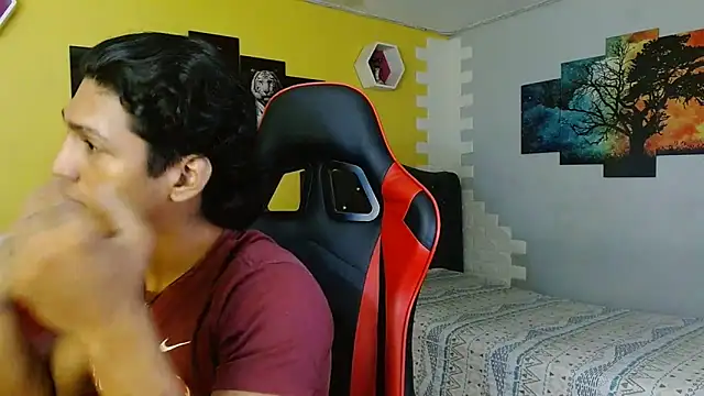 Snapshot of bull_cam chatting on 24, 11, 2025 bull cam online show from 24, 11, 2025