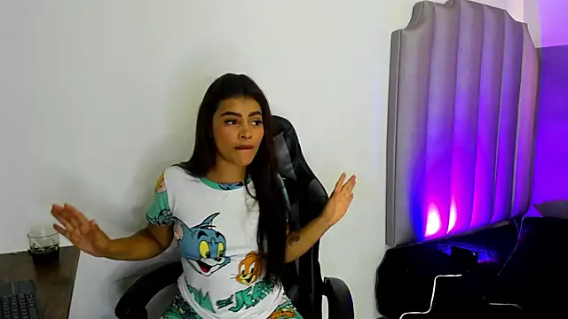 Miaa Rosse online show from 19, 10, 2025