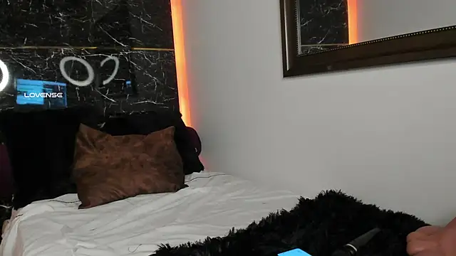 charlotte line online show from 27, 10, 2025