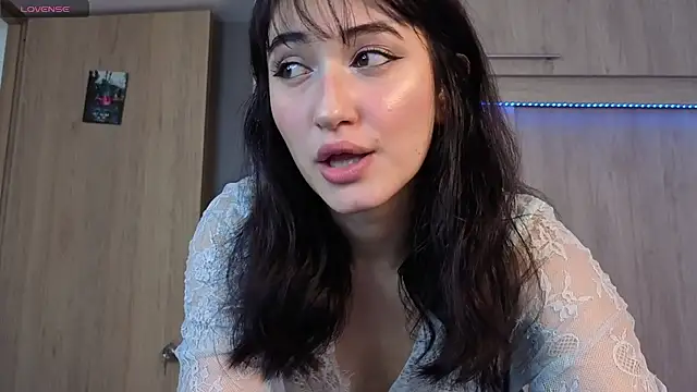 AlessandraLB online show from 7, 2, 2026