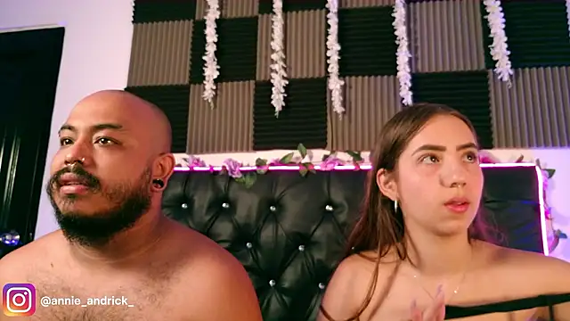  leda swan  online show from 28, 3, 2026