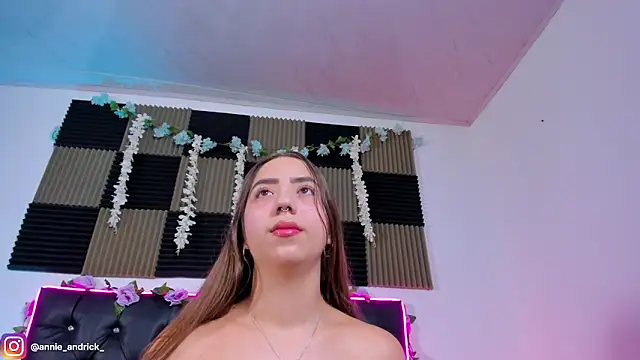 Snapshot of _leda_swan_ chatting on 28, 6, 2026 leda swan online show from 28, 6, 2026