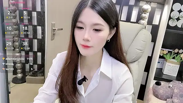 Yueyue-MM online show from 2, 11, 2025