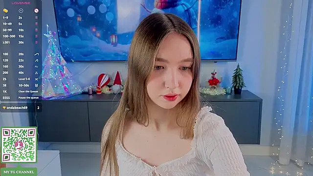 Snapshot of ElfredaTupy chatting on 5, 2, 2026 ElfredaTupy online show from 5, 2, 2026