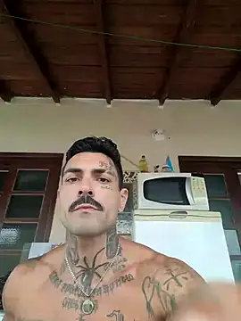 Snapshot of malvadobrilhante chatting on 6, 10, 2025 malvadobrilhante online show from 6, 10, 2025