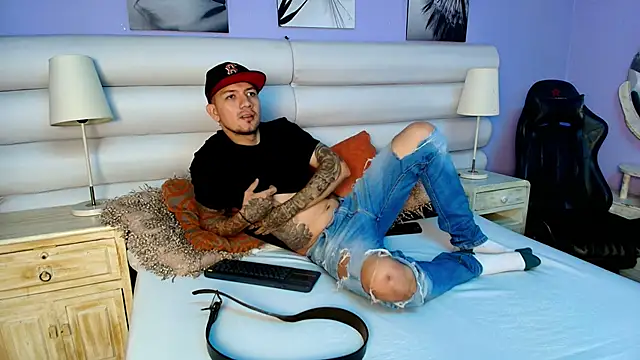 Snapshot of Dante_Flamee chatting on 9, 2, 2026 Dante Flamee online show from 9, 2, 2026