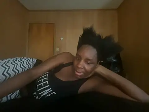 Snapshot of saltlightEmber chatting on 25, 11, 2025 saltlightEmber online show from 25, 11, 2025