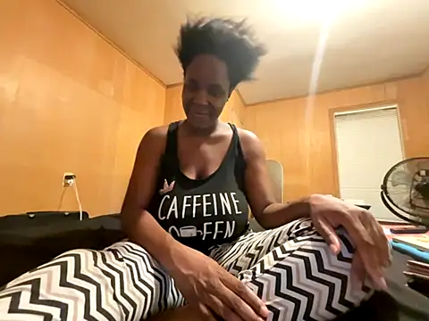 Snapshot of saltlightEmber chatting on 28, 11, 2025 saltlightEmber online show from 28, 11, 2025