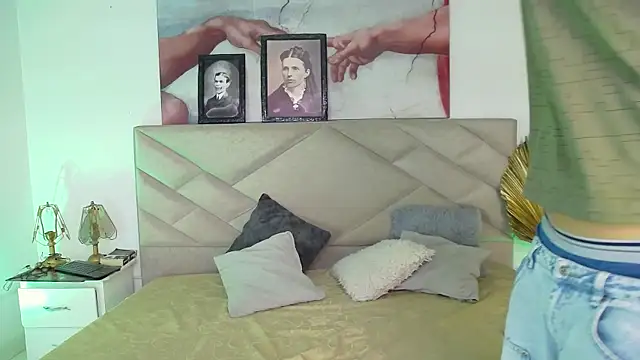 AngelFlexxx online show from 2, 10, 2025