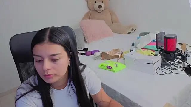 valerihouse online show from 22, 2, 2026