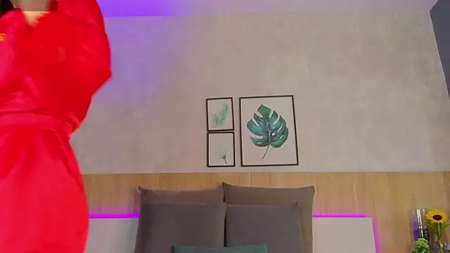 mia gate online show from 10, 10, 2025