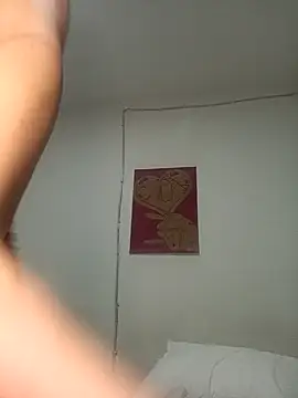 Snapshot of lauren_milf chatting on 22, 9, 2025 lauren milf online show from 22, 9, 2025