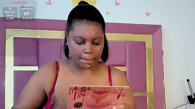 PenelopeBoobss online show from 23, 6, 2026
