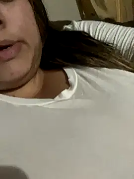 bruna438 online show from 14, 11, 2025