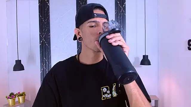 Franvill Trato online show from 29, 9, 2025