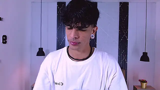 Franvill Trato online show from 17, 10, 2025