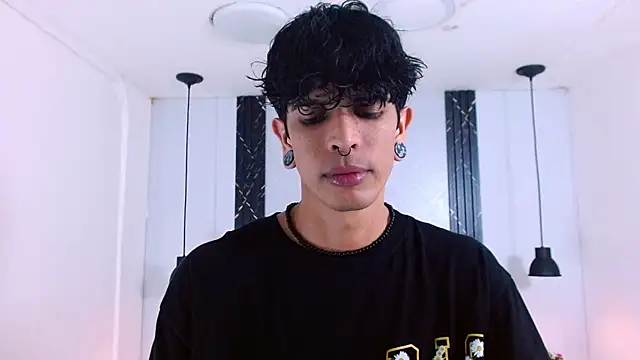 Franvill Trato online show from 25, 11, 2025