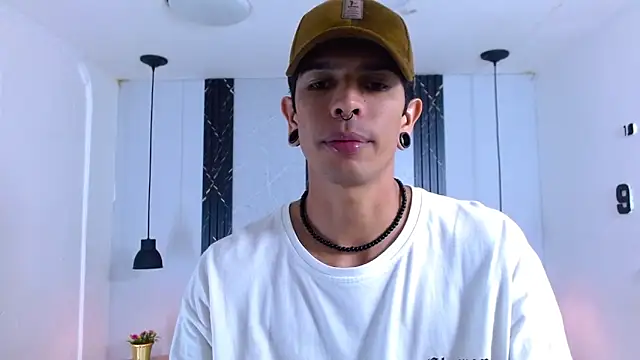 Franvill Trato online show from 28, 11, 2025