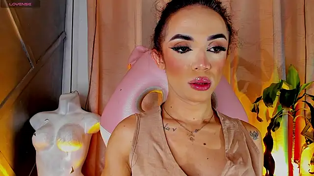 Snapshot of Cristal_Gem1 chatting on 19, 7, 2026 Cristal Gem1 online show from 19, 7, 2026