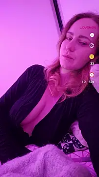 LyraHotty online show from 12, 3, 2026